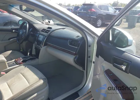 2012 Toyota Camry Xle z USA, uszkodzony, nr VIN 4T4BF1FK9CR244900